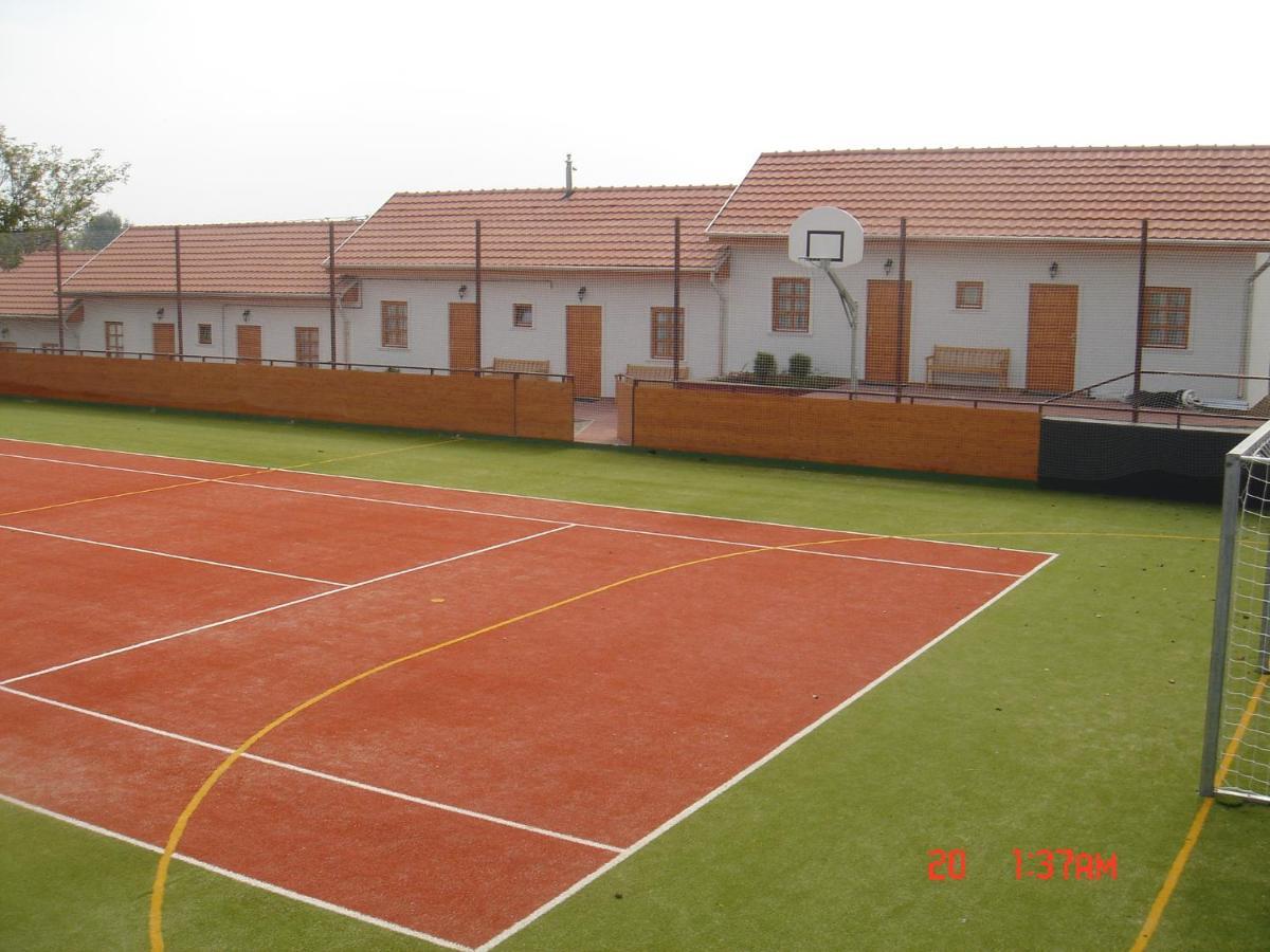 Nadas Pihenopark Tiszafured Exterior photo